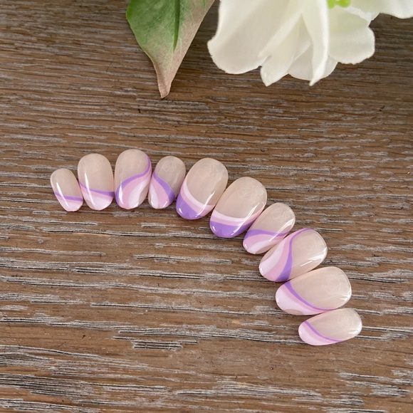 Purple Swirl Press-On Nails - Picture 1 of 7